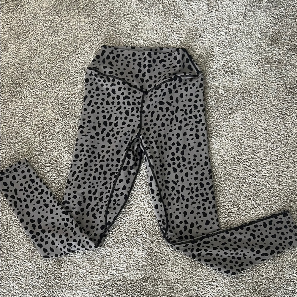 Balance Athletica Black and Gray Leggings for Active Comfort